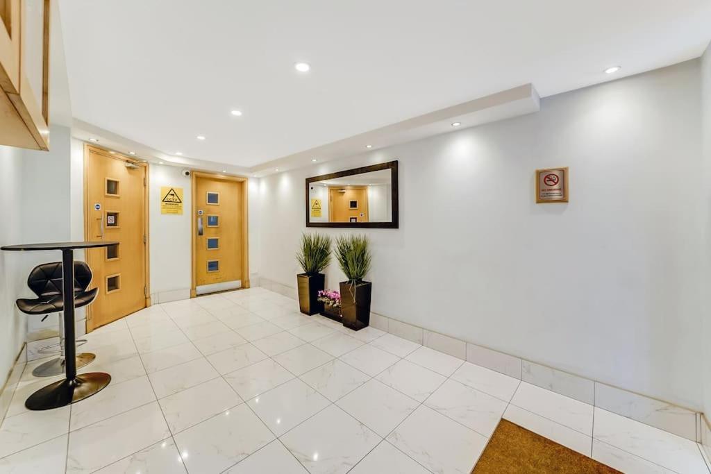 Spacious 1 Bedroom Apt Near Marble Arch London Ngoại thất bức ảnh